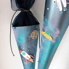 X-Tee itse avaruusaiheinen koulukartio