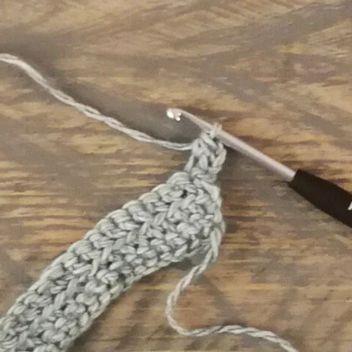 X-Puolipylväs virkkaus