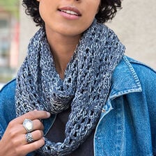 X-Tunisialainen virkattu tuubihuivi