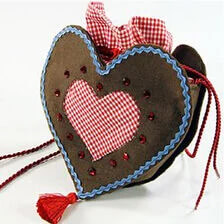 X-Ompeluohje Oktoberfest-käsilaukkuun