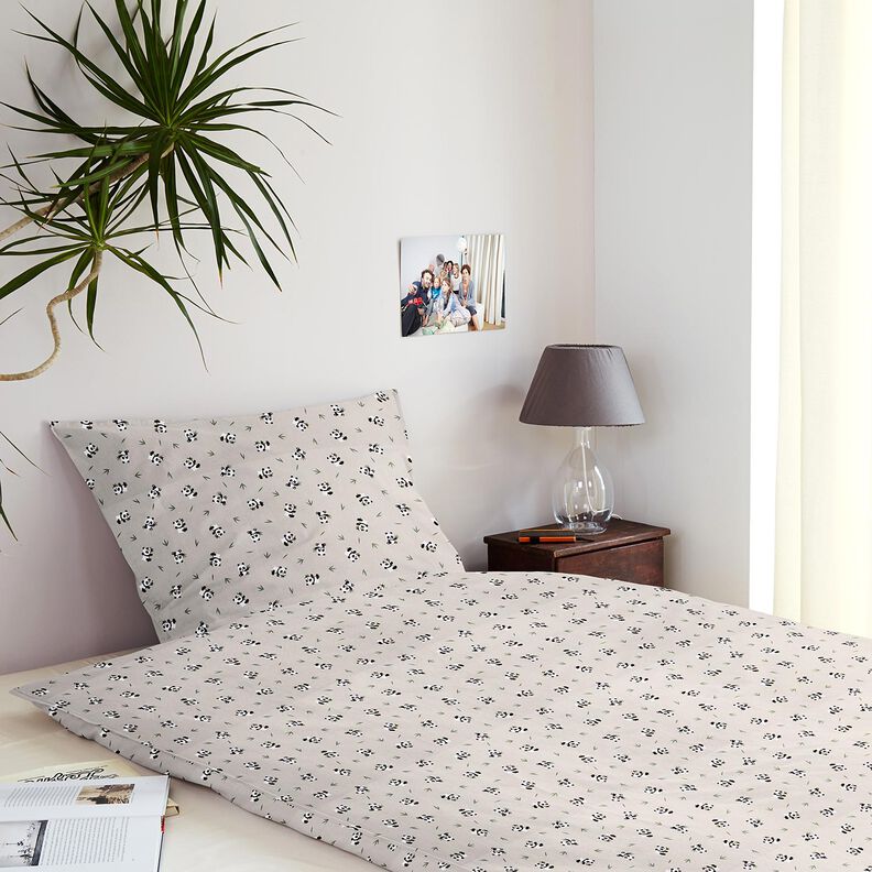 Puuvillakangas Kretonki S&ouml;p&ouml; pandakarhu &ndash; luonnonv&auml;rinen,  image number 5