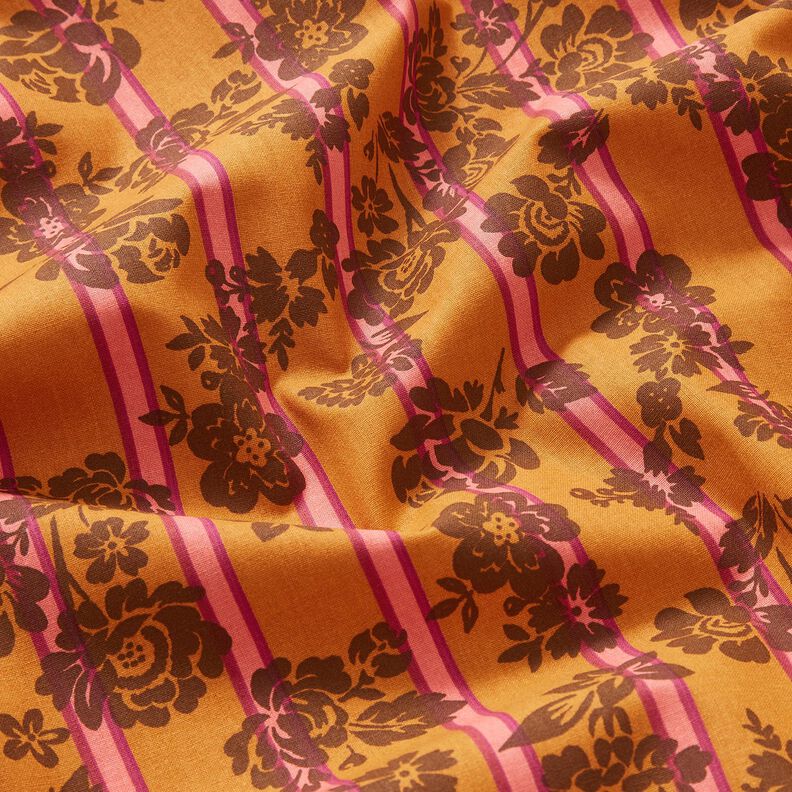 Puuvillakangas Kretonki Kukat raidoissa – currynkeltainen/purppura,  image number 2