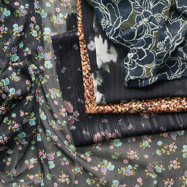 Sifonki kimaltelevat liituraidat batiikkityyli &ndash; musta/valkoinen,  image number 6